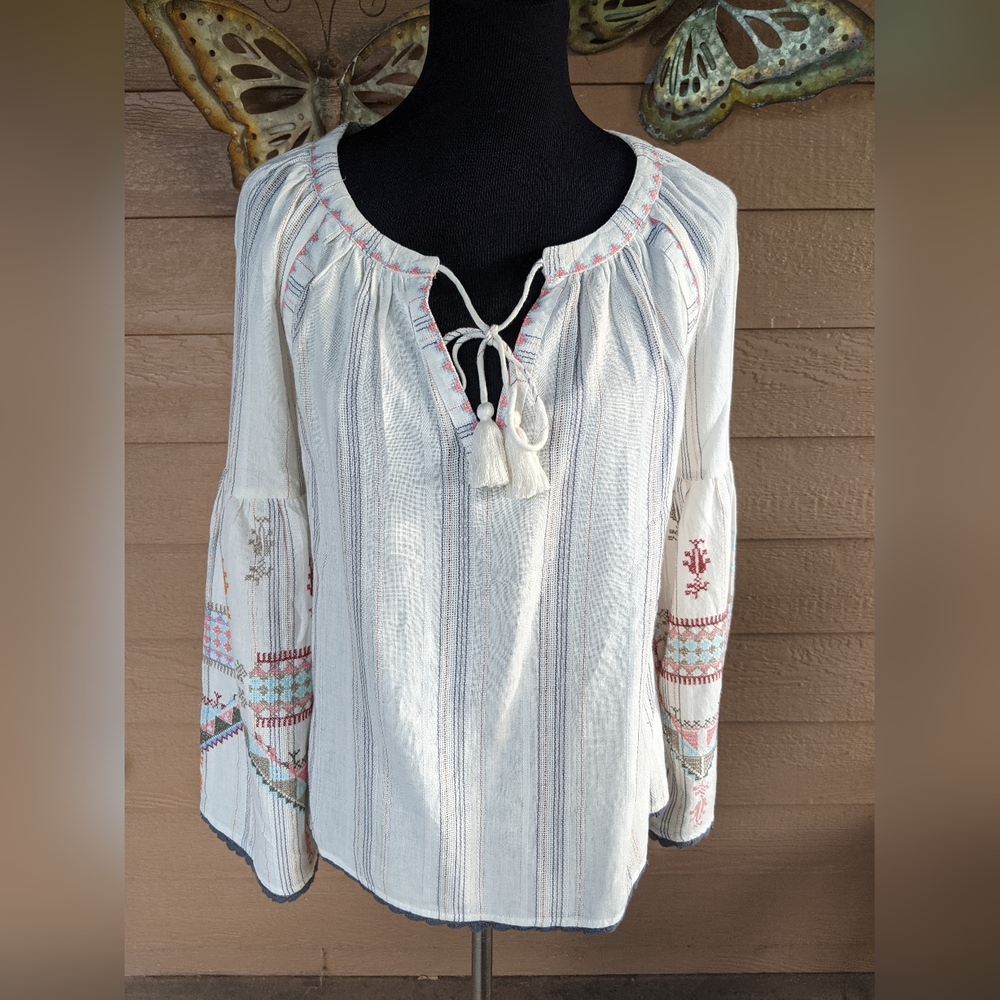 Lovestitch White Boho Blouse with Embroidered Accents Size Small